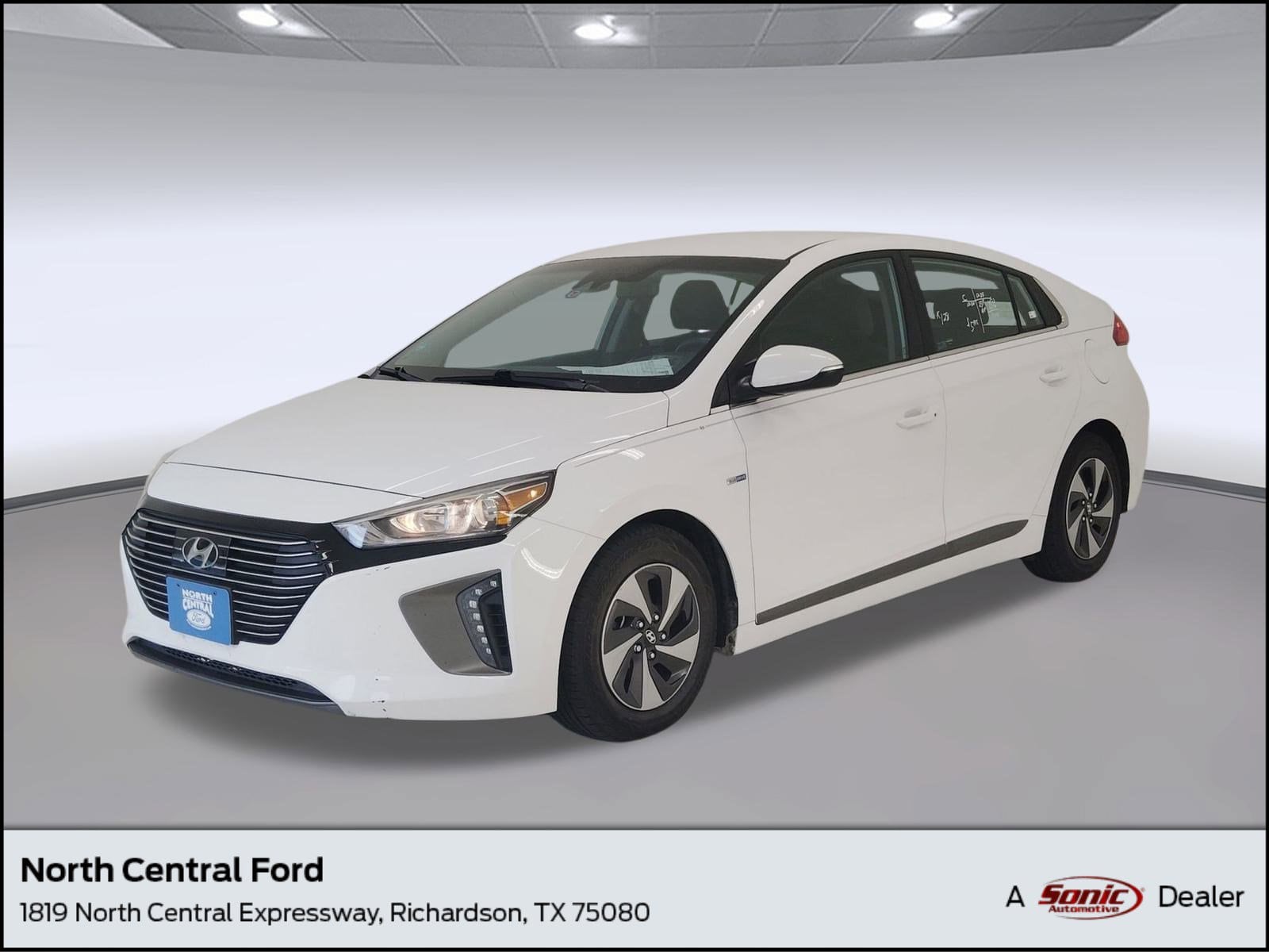 2019 Hyundai Ioniq SEL's photo