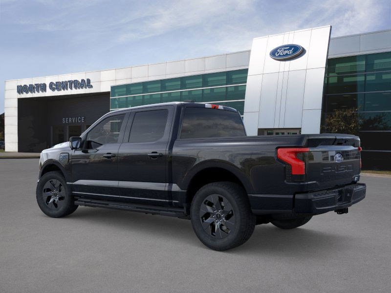 2025 Ford F-150 Lightning photo 4