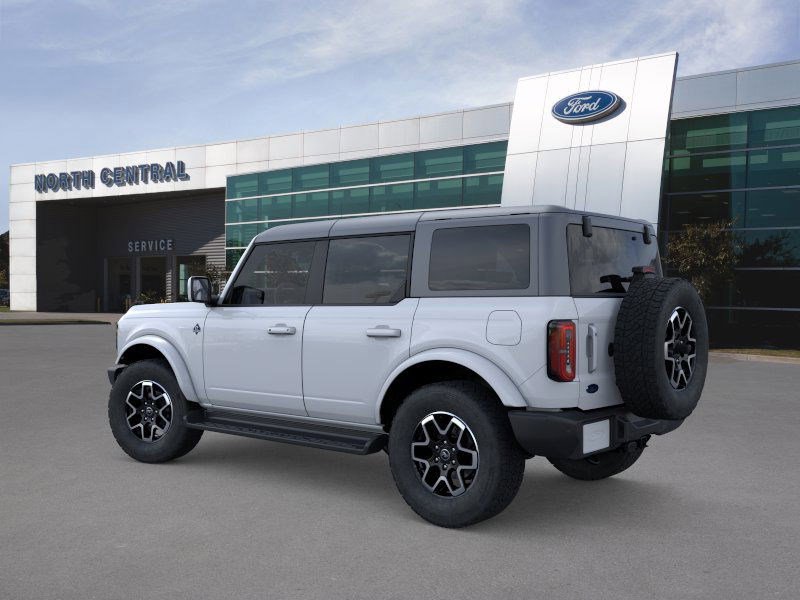 2025 Ford Bronco Outer Banks photo 4