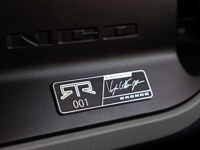 Ford Bronco RTR Plaque