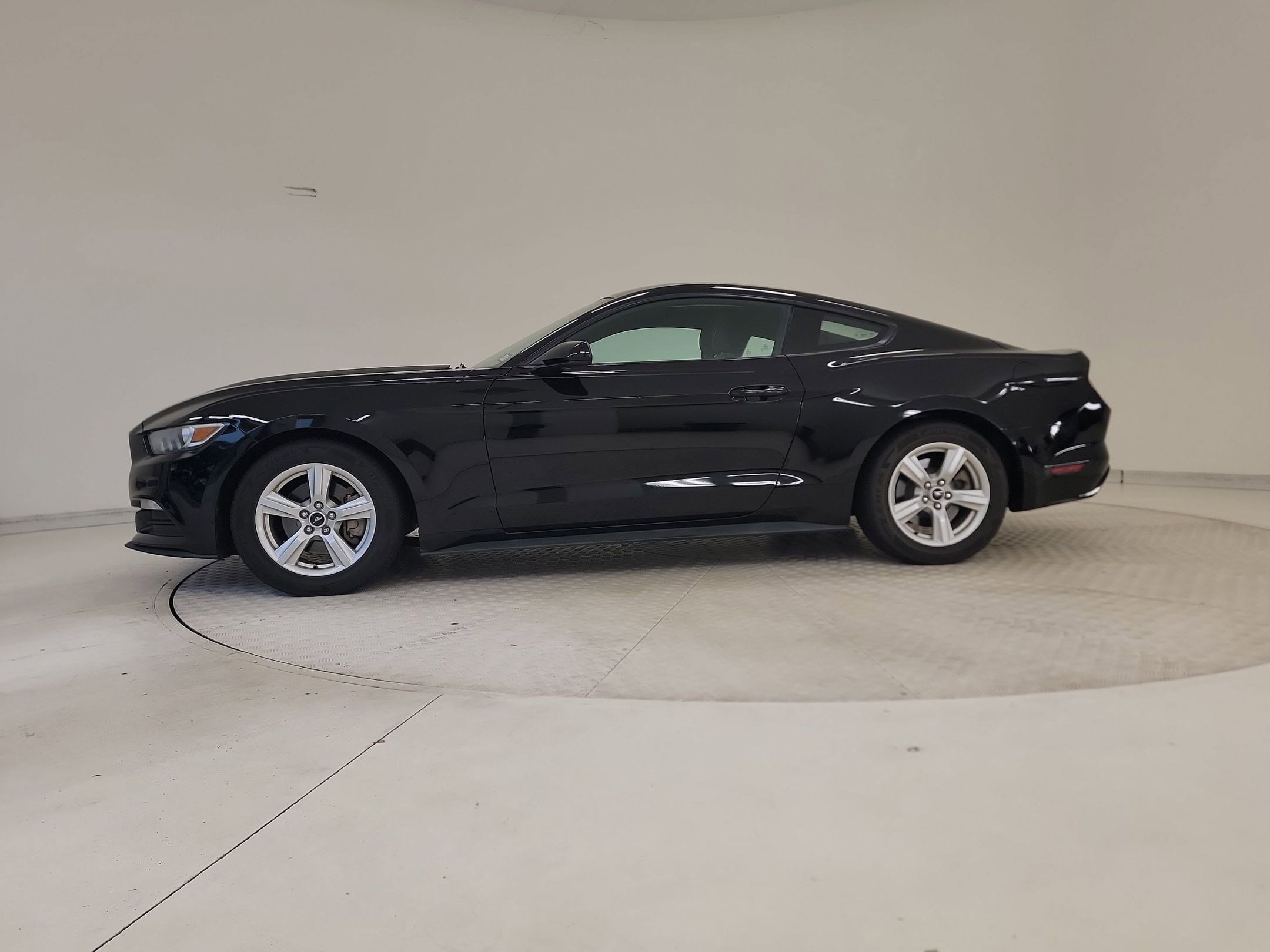 Used 2017 Ford Mustang V6 with VIN 1FA6P8AM8H5316837 for sale in Richardson, TX