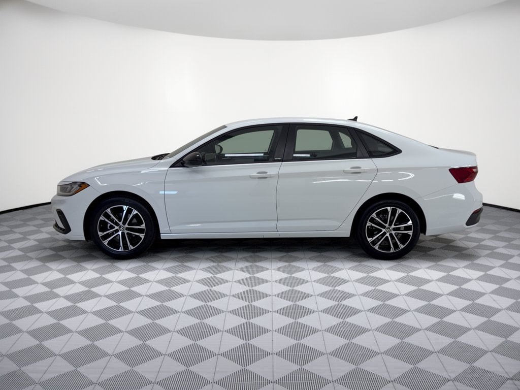 Used 2025 Volkswagen Jetta Sport Sedan