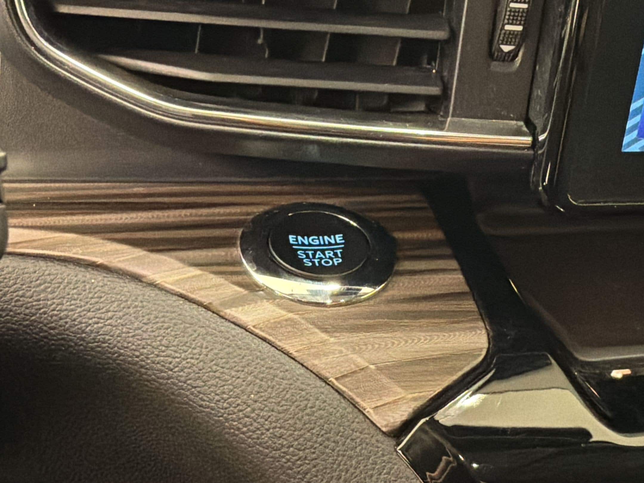 2024 Ford Explorer Limited - Photo 18