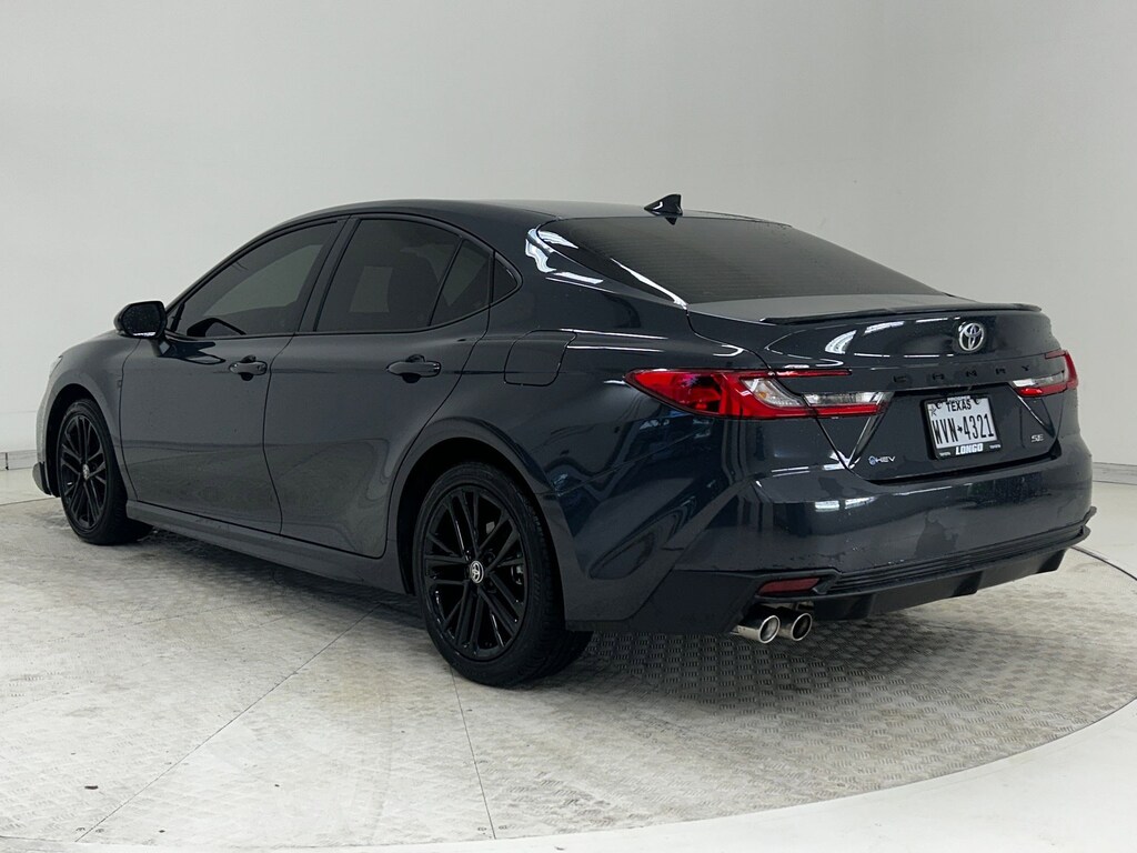 Used 2025 Toyota Camry SE Sedan