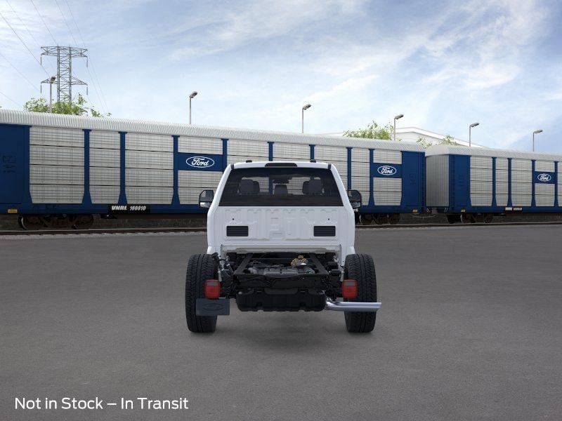 F-350 Chassis Truck Super Cab