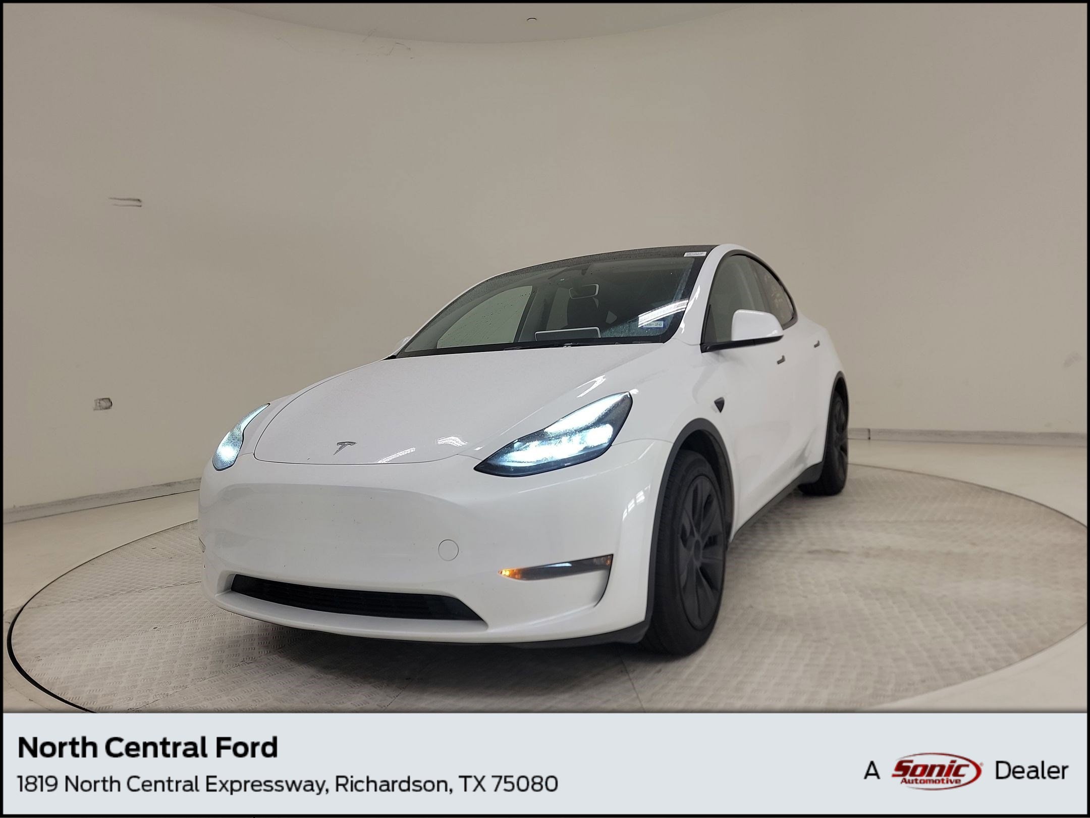 2024 Tesla Model Y Long Range Dual Motor All-Wheel Drive's photo