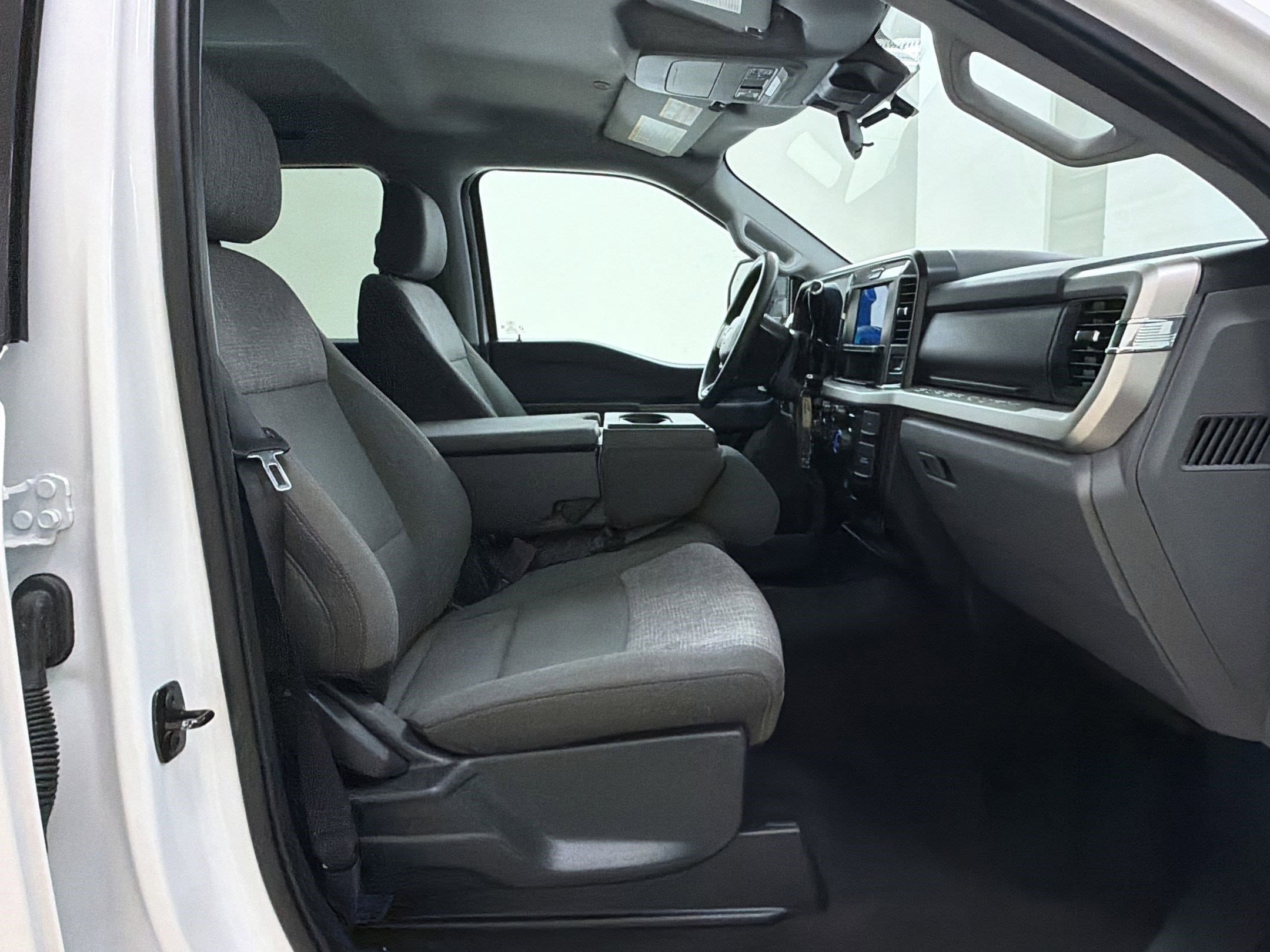 2025 Ford F-250 Super Duty XLT - Photo 29