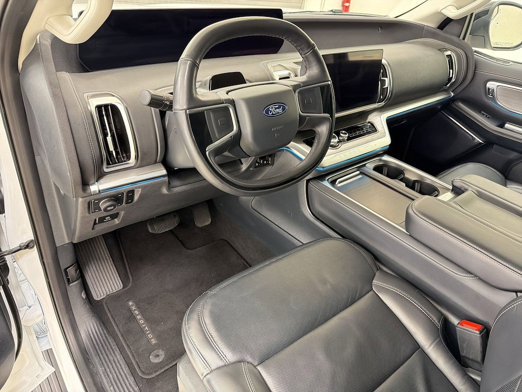 Certified 2025 Ford Expedition Platinum SUV
