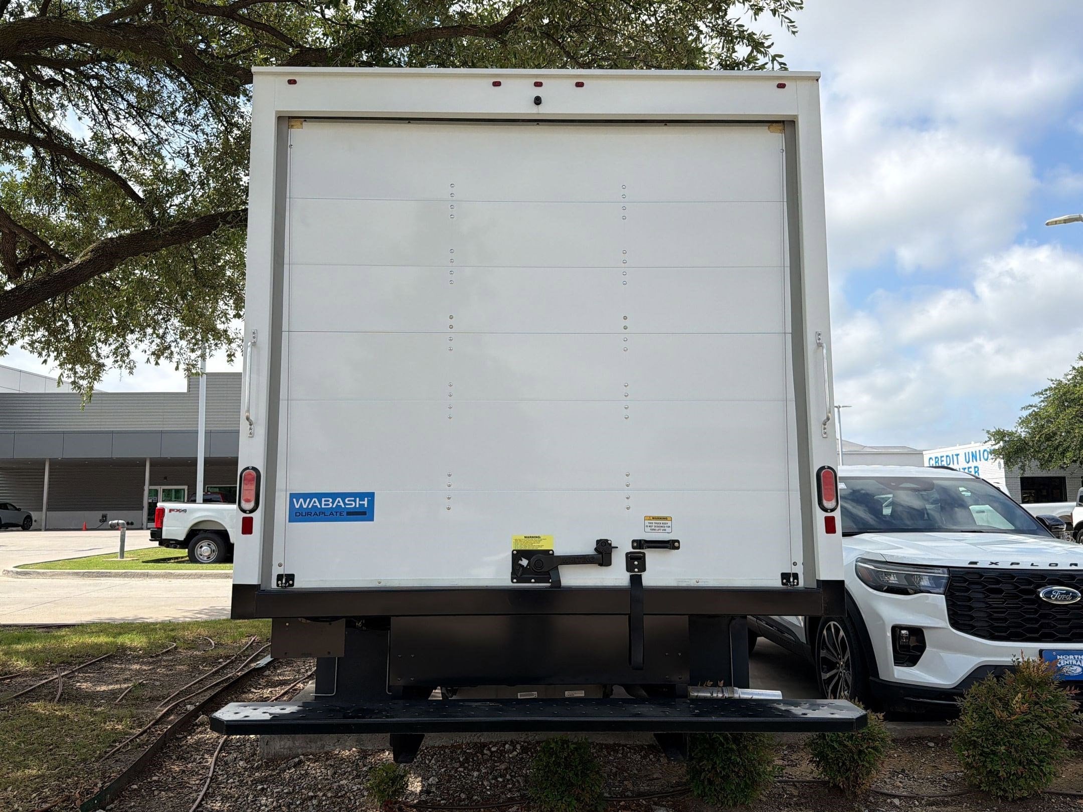 2025 Ford E-Series Cutaway Base - Photo 10