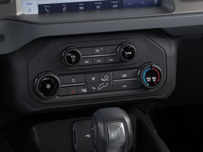 2025 Ford Bronco 4-Door Base - Photo 16