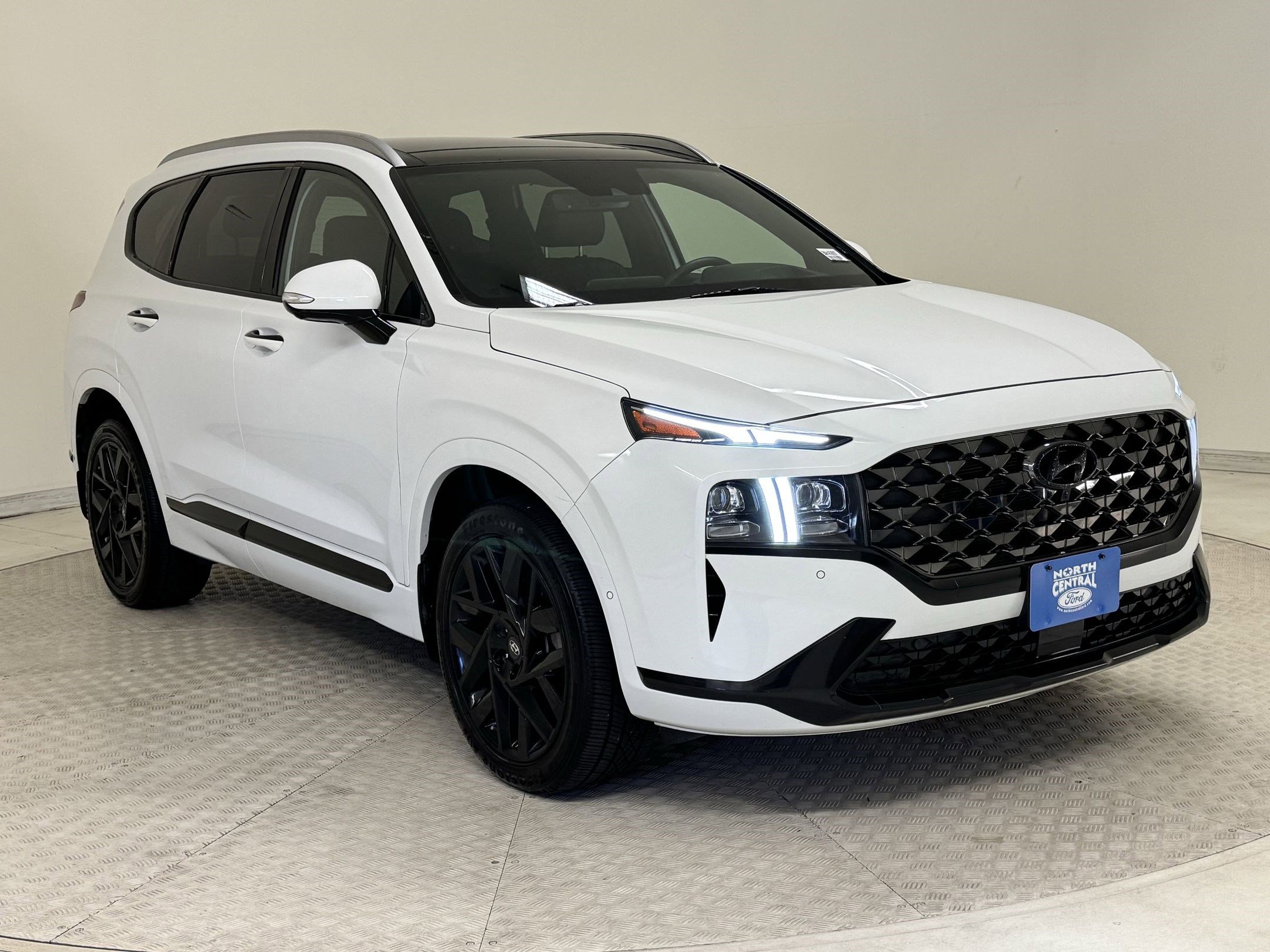 2022 Hyundai Santa Fe Calligraphy photo 3