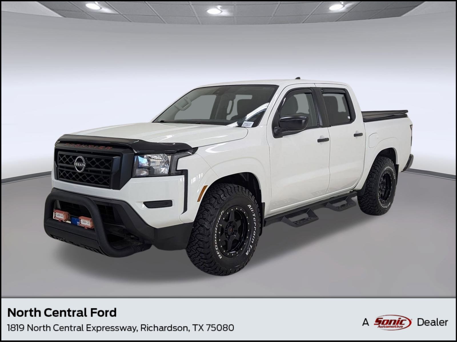 2022 Nissan Frontier S's photo