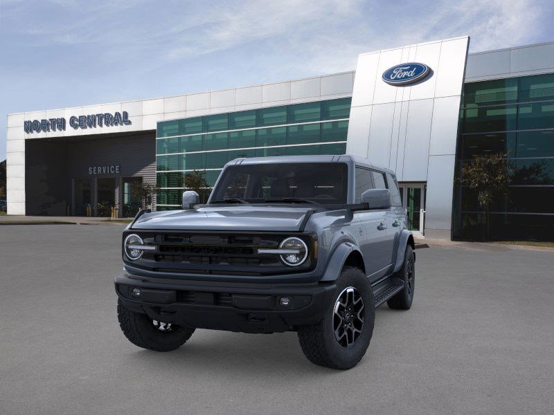 2025 Ford Bronco Outer Banks photo 2