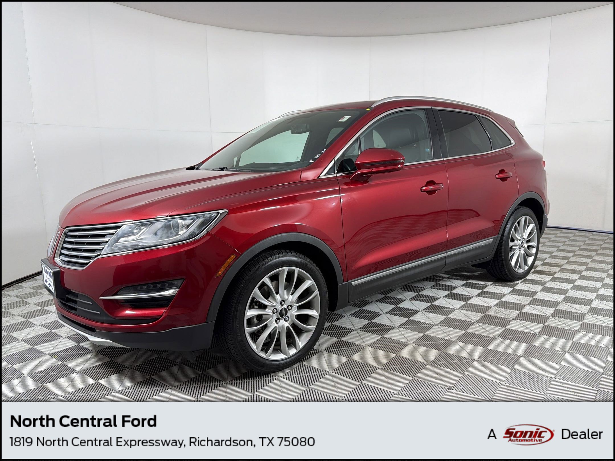 2015 Lincoln MKC FWD's photo