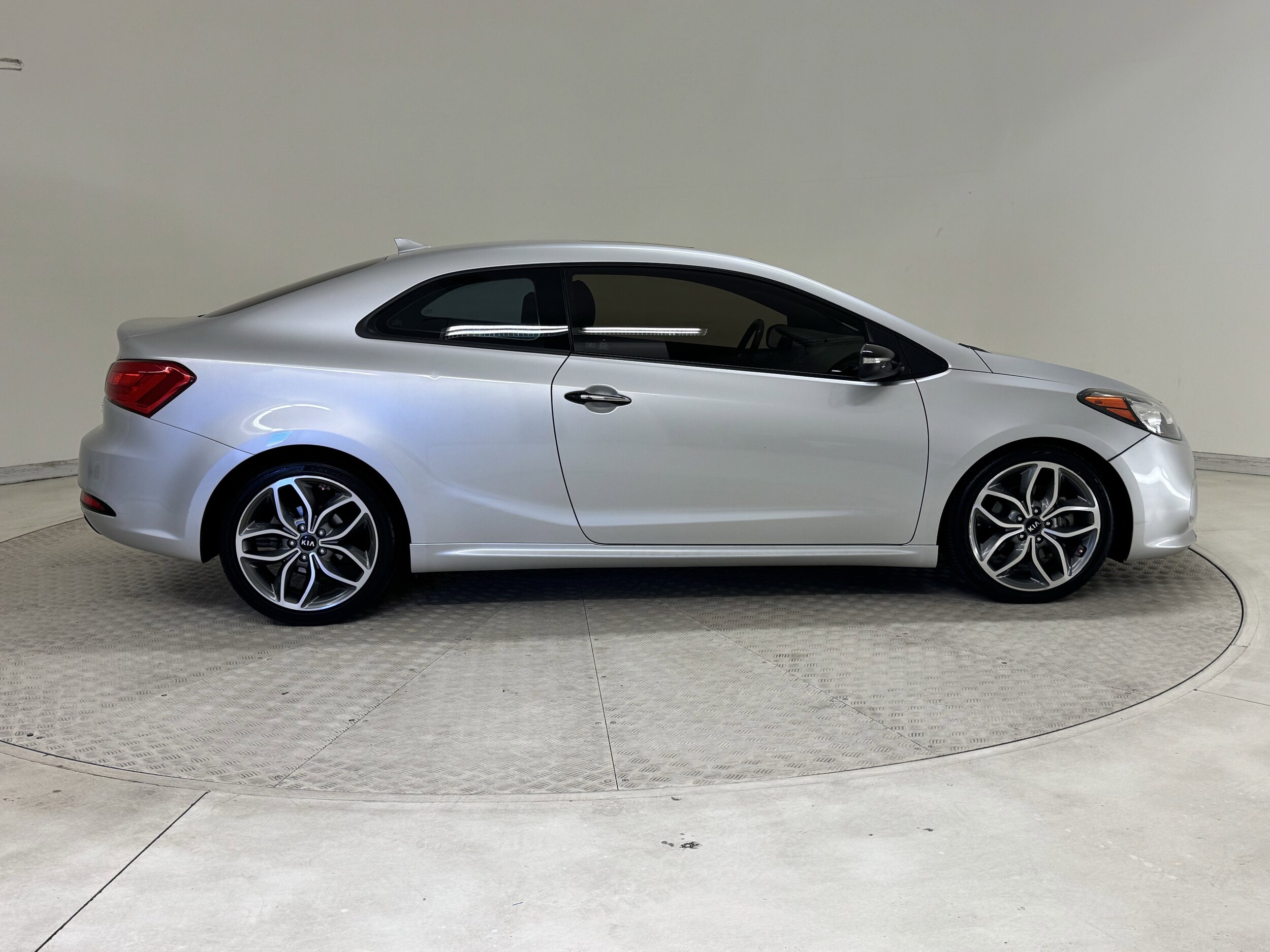 2016 Kia Forte Koup SX photo 3