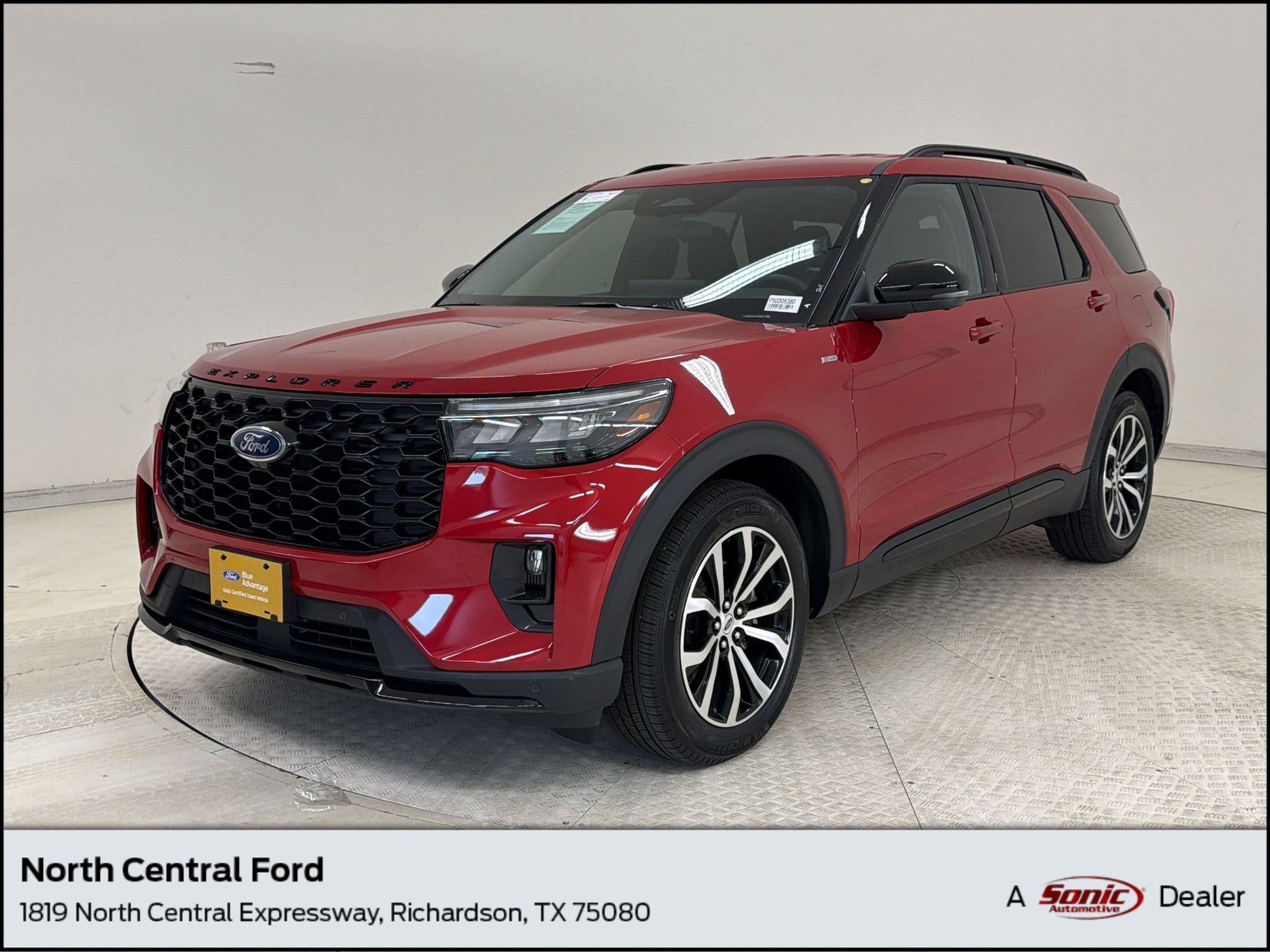 Pre-Owned 2025 Ford Explorer ST-Line