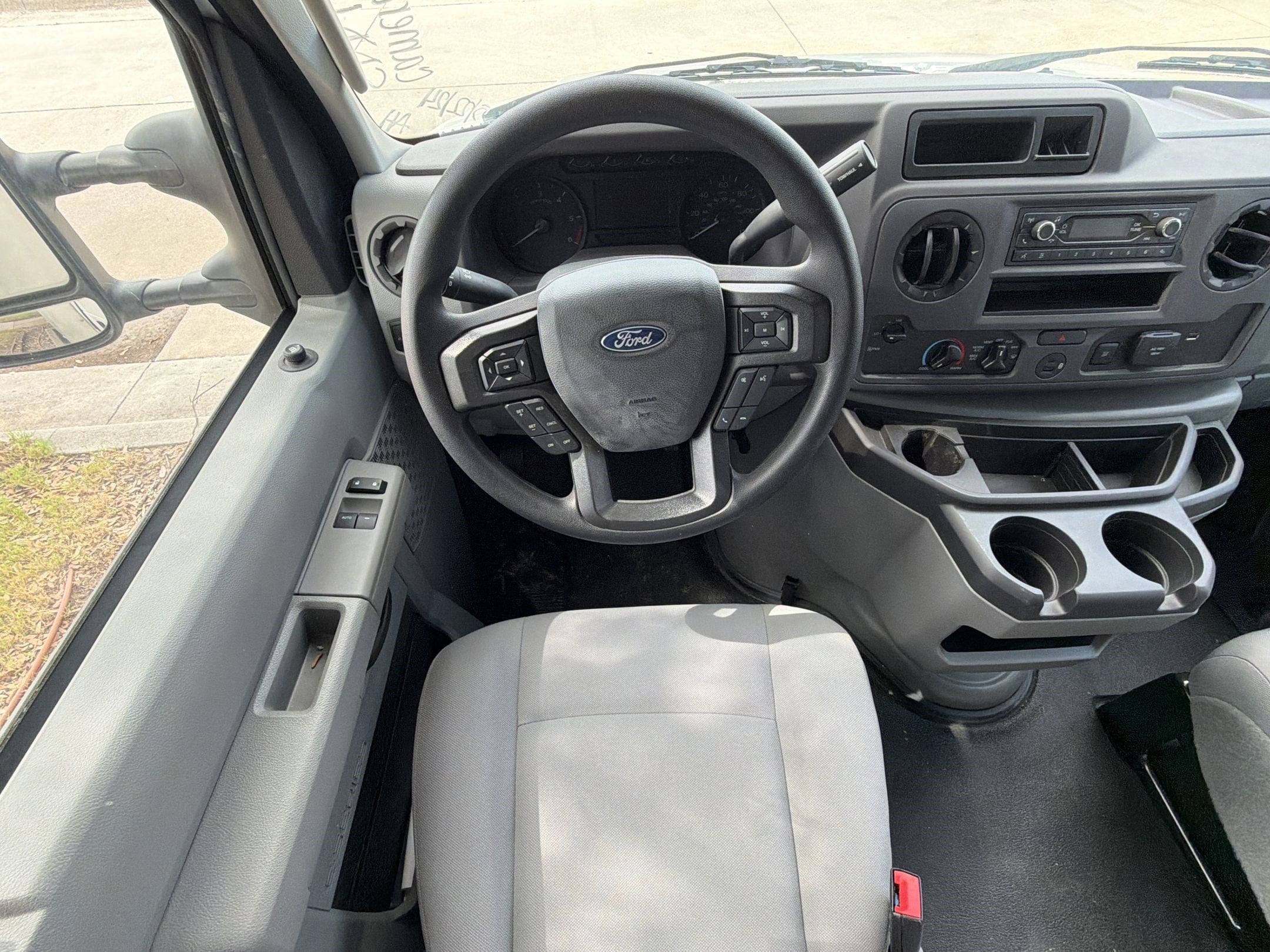 2025 Ford E-Series Cutaway Base - Photo 25