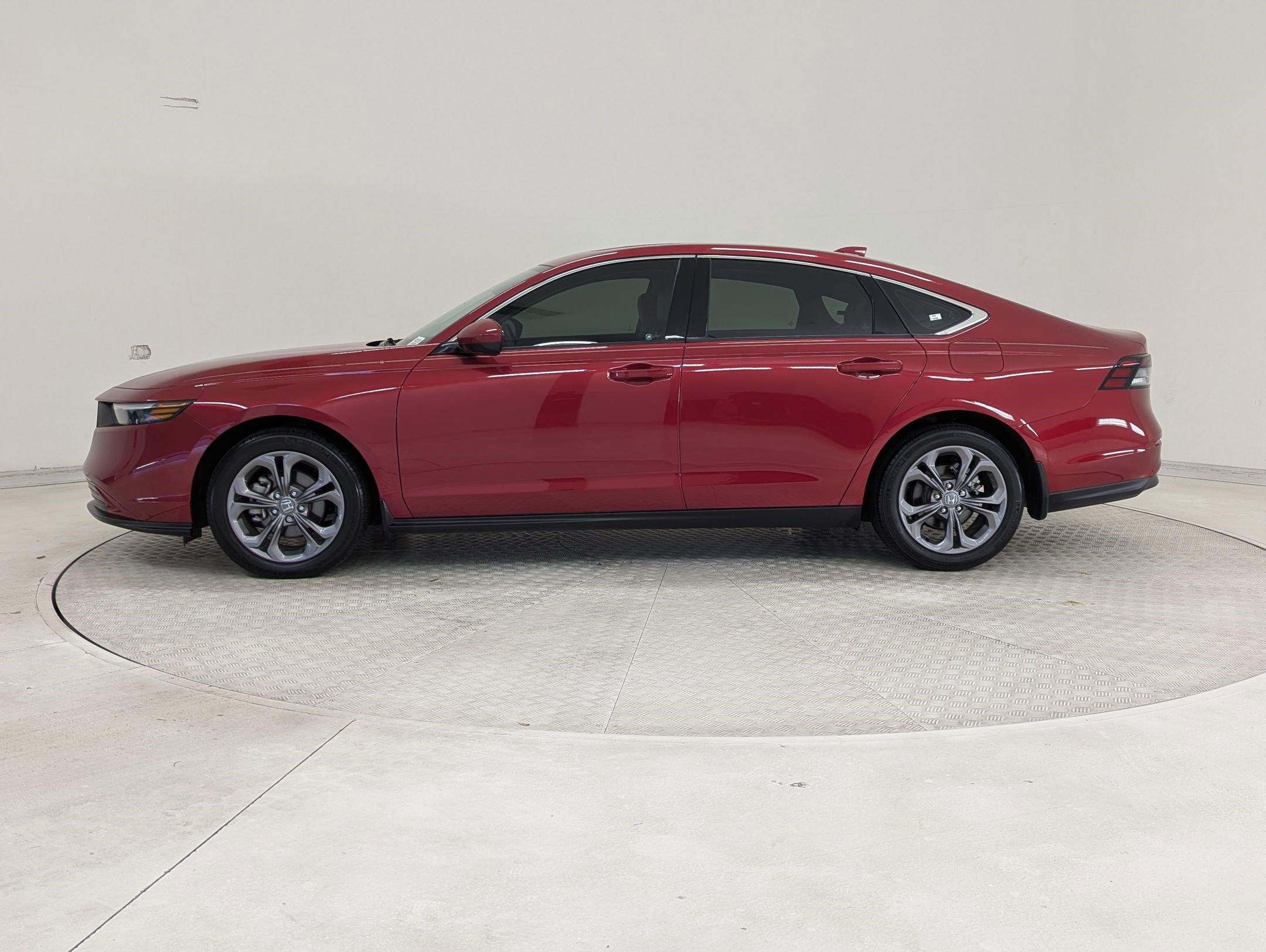 2024 Honda Accord EX photo 2