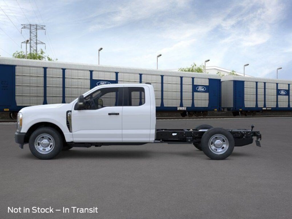 New 2026 Ford F-350 Chassis Truck Super Cab