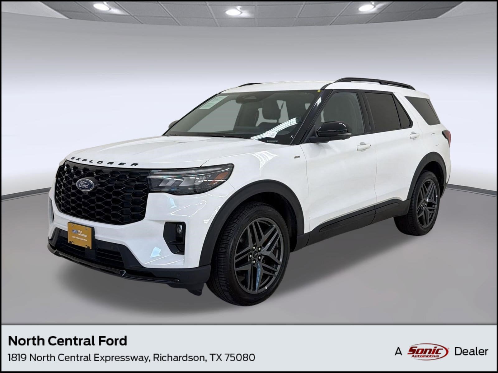 2025 Ford Explorer ST-LINE 4WD (PL535)'s photo