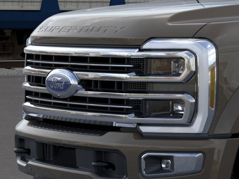 F-450 F-450&reg; Platinum&reg; Truck Crew Cab