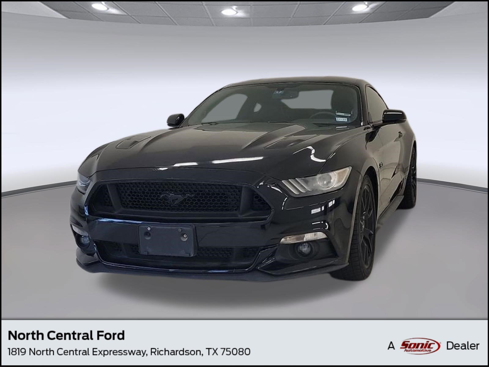 2017 Ford Mustang GT Coupe Premium's photo