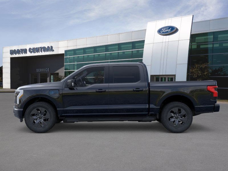 2025 Ford F-150 Lightning photo 3