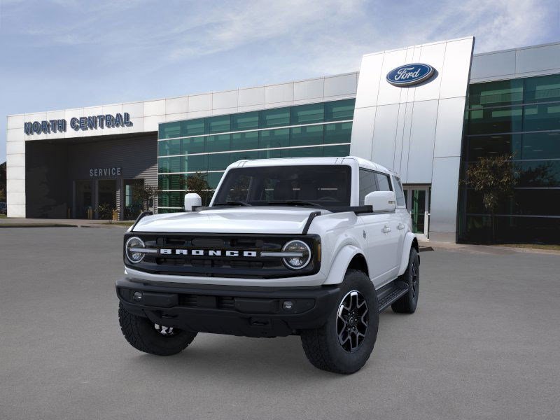 2025 Ford Bronco Outer Banks photo 2
