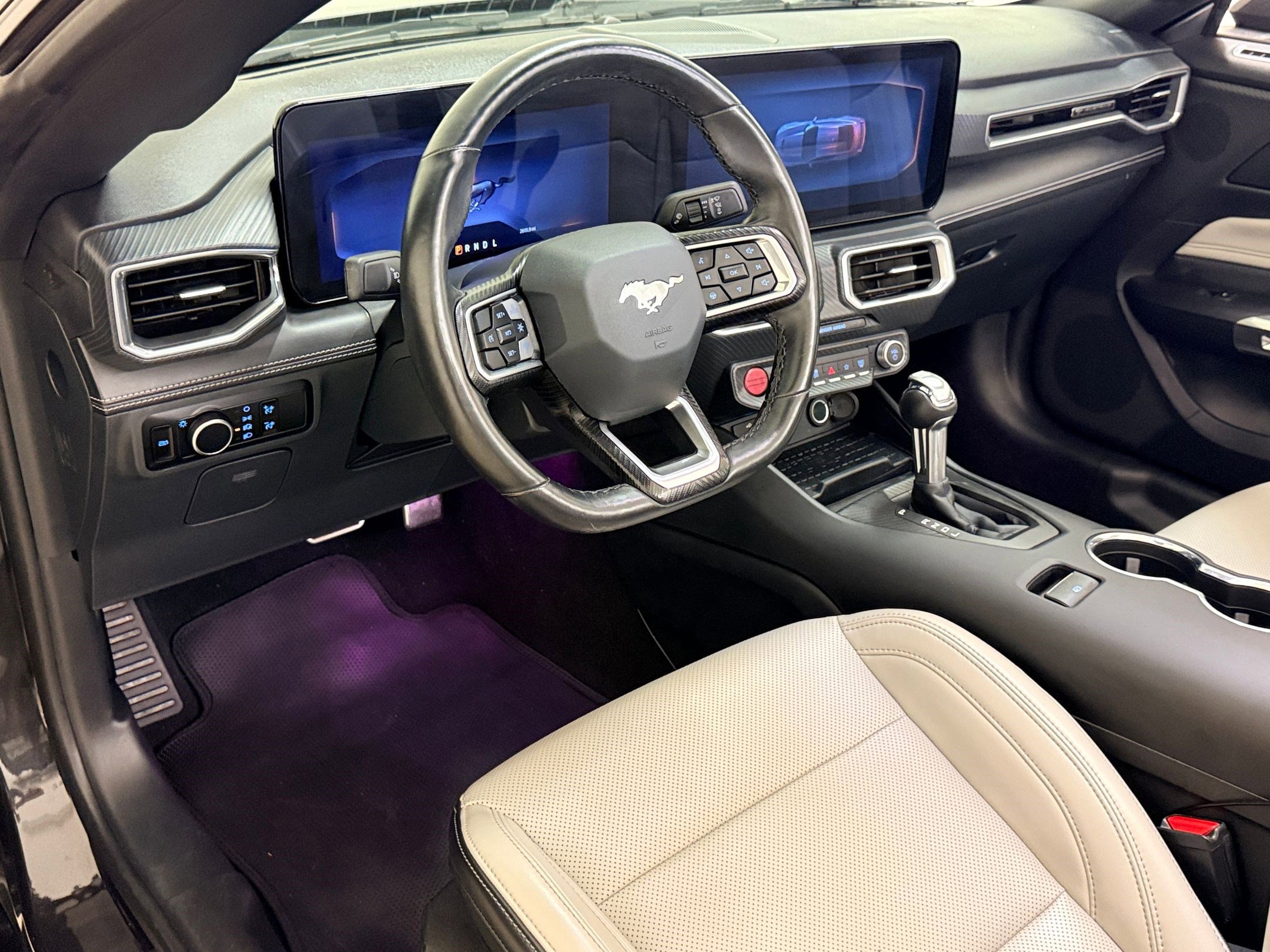 2024 Ford Mustang EcoBoost Premium Convertible photo 4