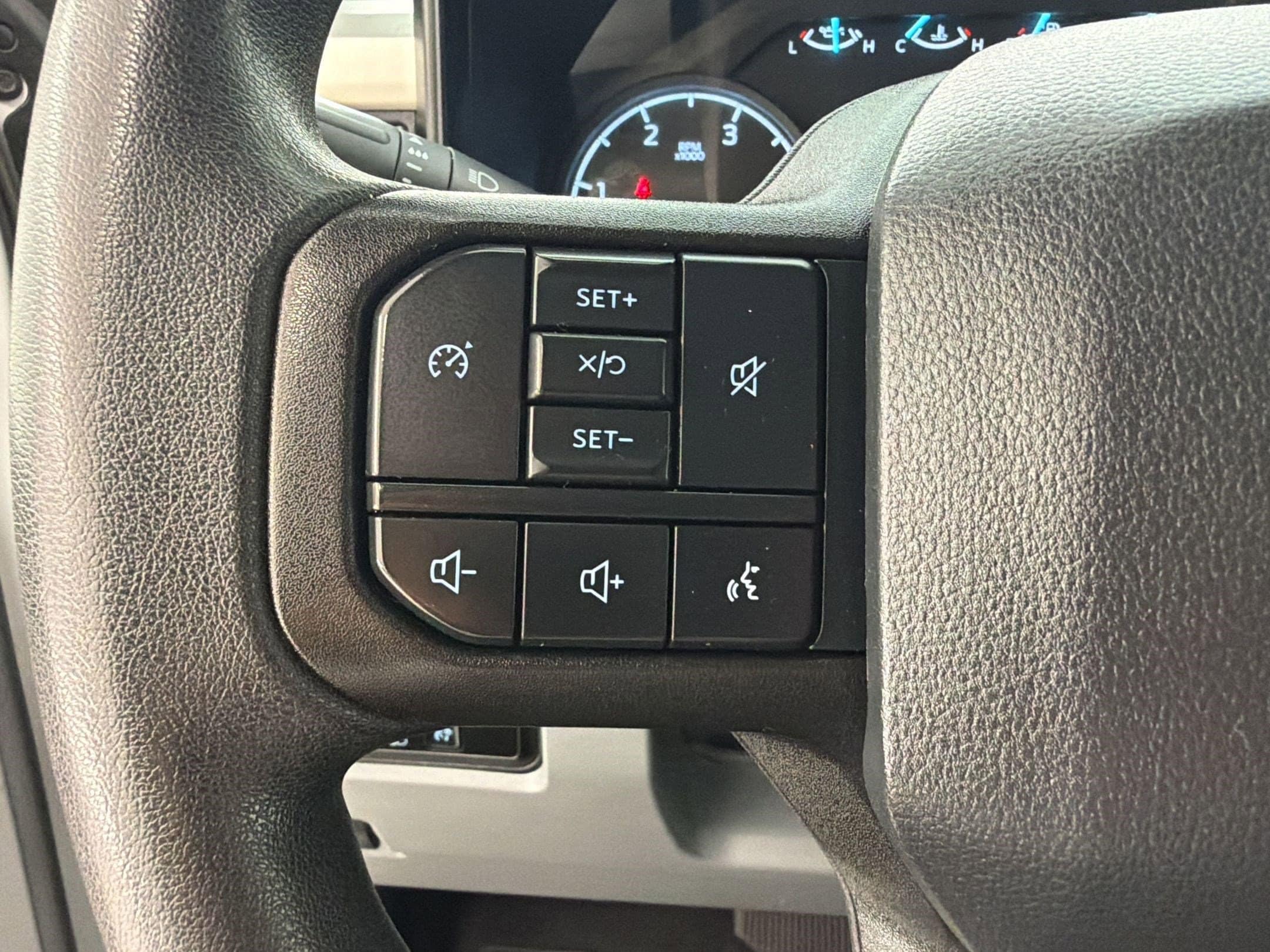 2025 Ford F-250 Super Duty XLT - Photo 17