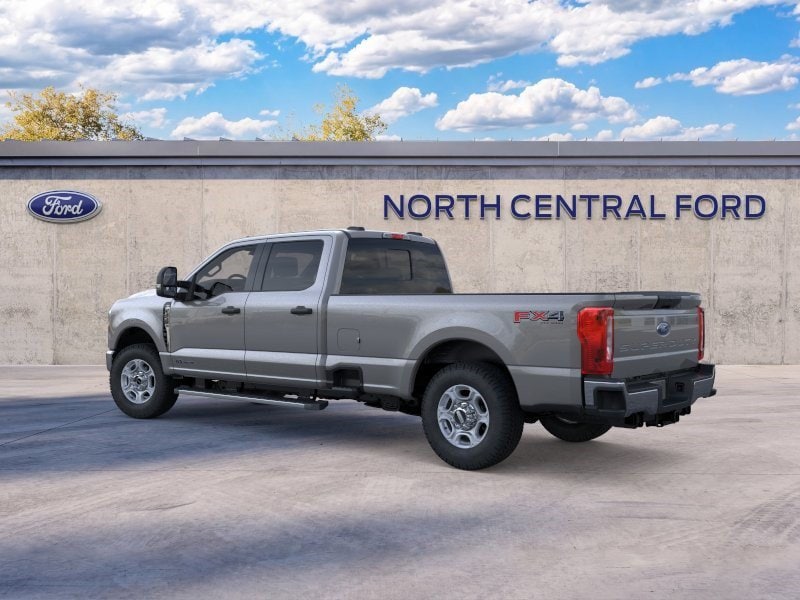 F-350 F-350&reg; XLT Truck Crew Cab