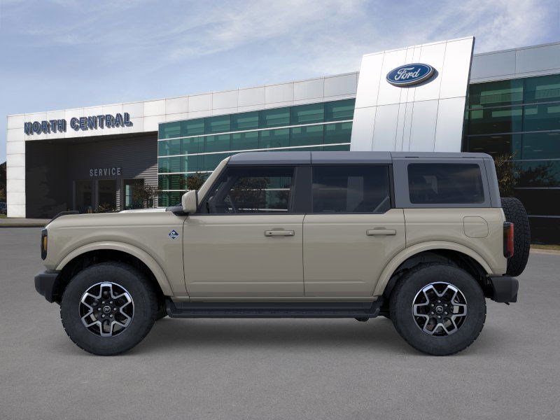 2025 Ford Bronco Outer Banks photo 3