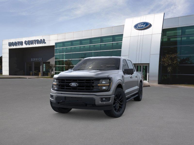 2025 Ford F-150 XLT photo 2