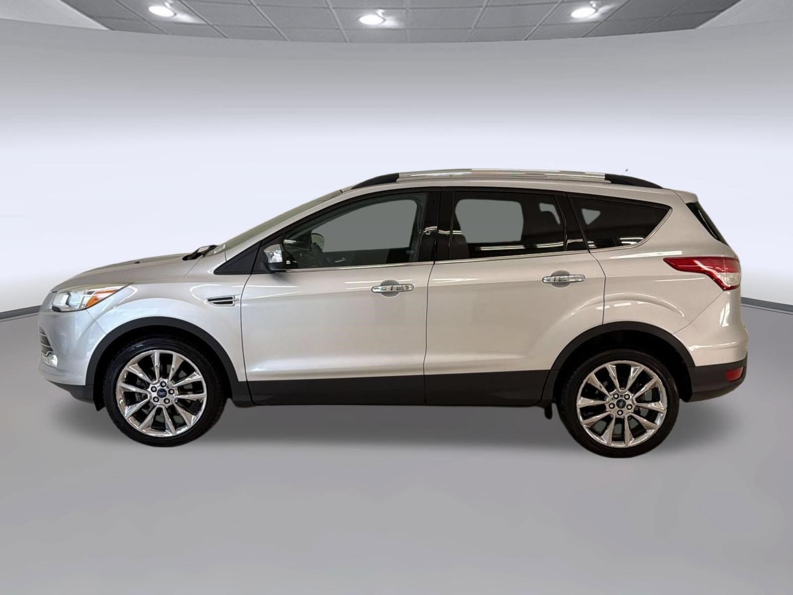 Used 2015 Ford Escape SE with VIN 1FMCU9GX8FUA38744 for sale in Richardson, TX