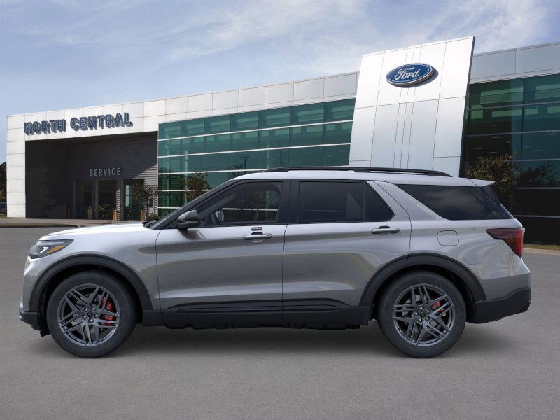 2026 Ford Explorer ST photo 3