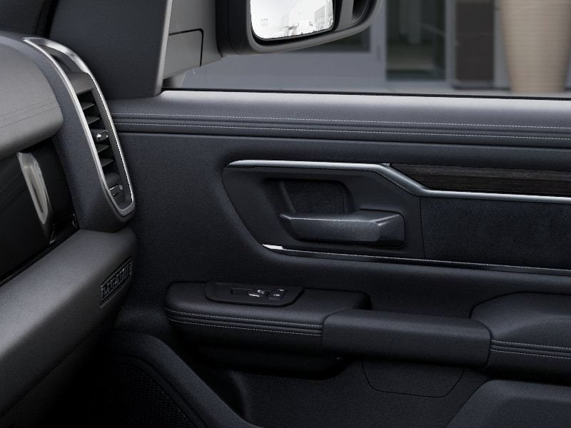 2026 RAM 1500 Laramie - Photo 25