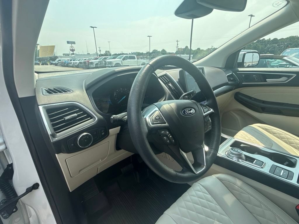 2024 Ford Edge Titanium - Photo 15