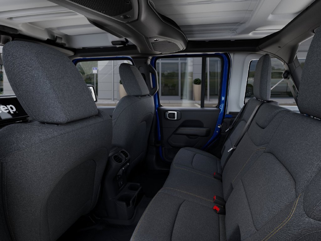 2025 Jeep Wrangler 4-Door Sahara - Photo 30