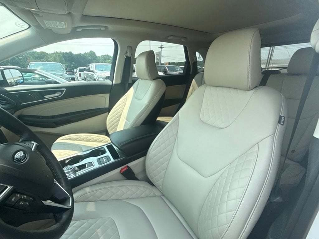 2024 Ford Edge Titanium - Photo 14