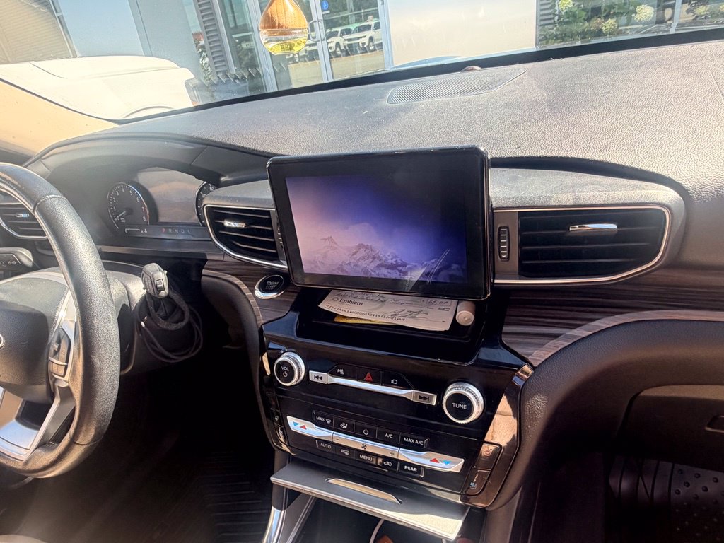 2023 Ford Explorer Limited - Photo 7