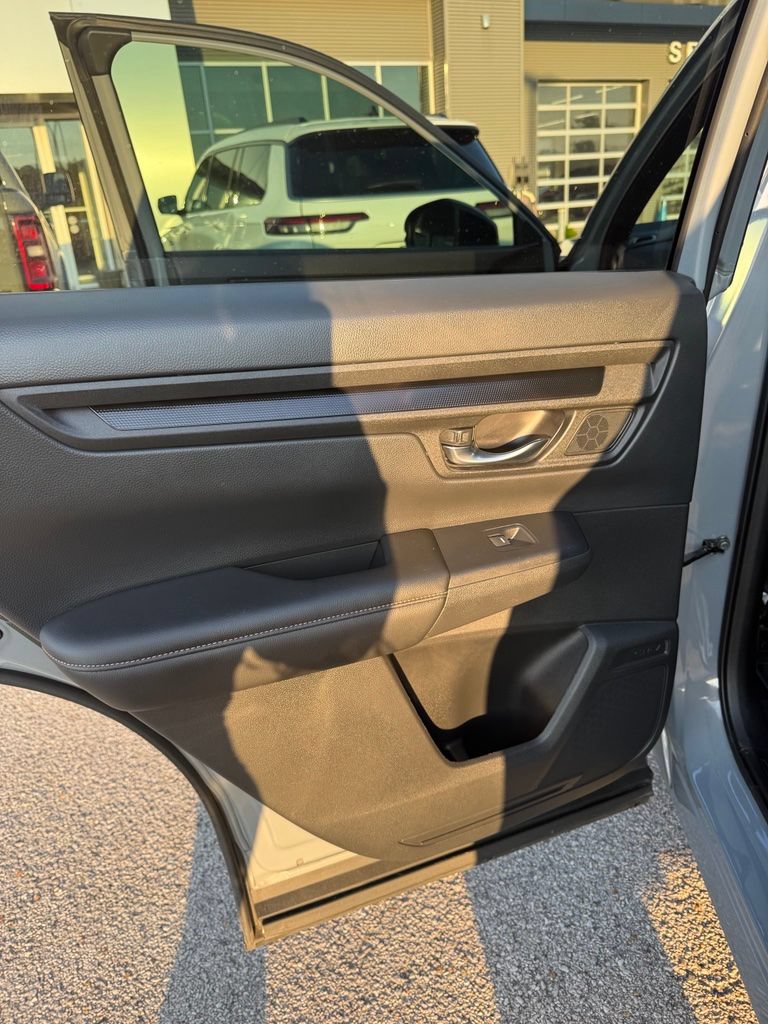 2025 Honda CR-V Sport-L - Photo 10