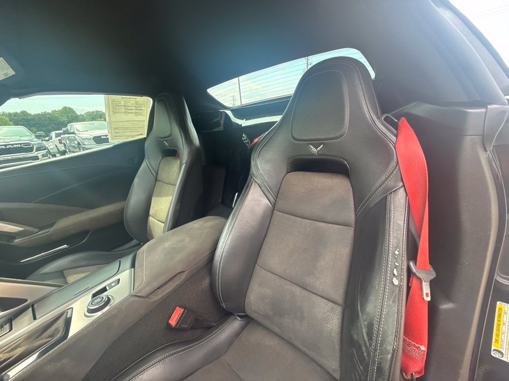 2017 Chevrolet Corvette 3LT - Photo 18