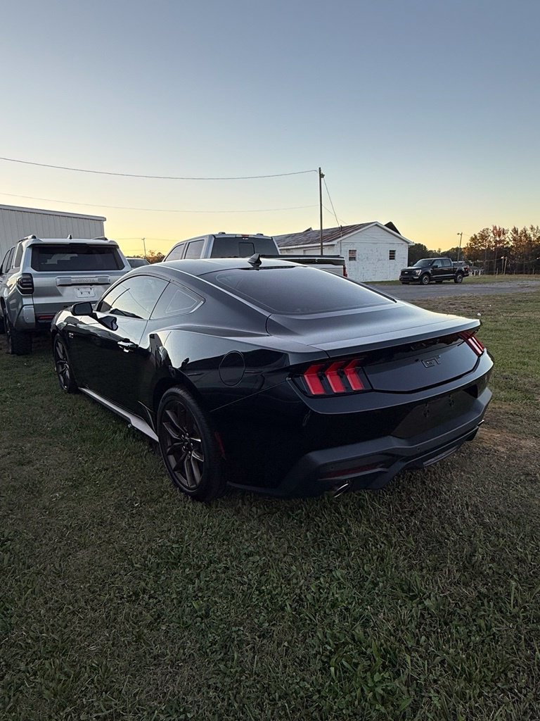 2026 Ford Mustang GT - Photo 7