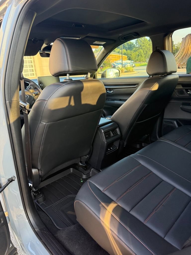2025 Honda CR-V Sport-L - Photo 11