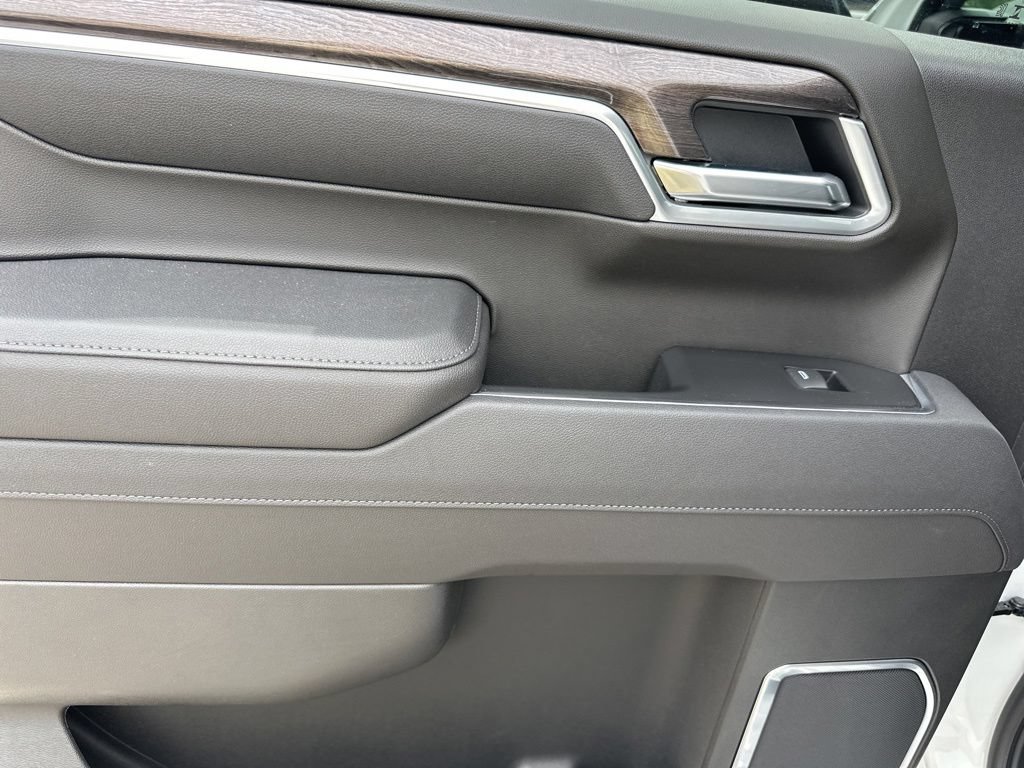 2026 Chevrolet Silverado 1500 LTZ - Photo 26