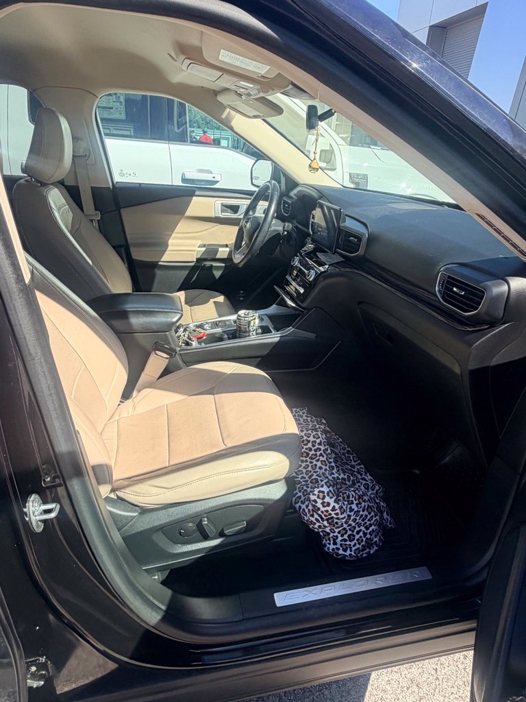 2023 Ford Explorer Limited - Photo 6