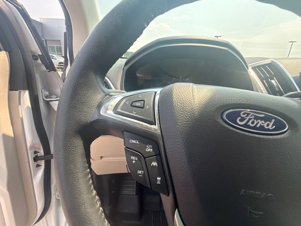 2024 Ford Edge Titanium - Photo 19