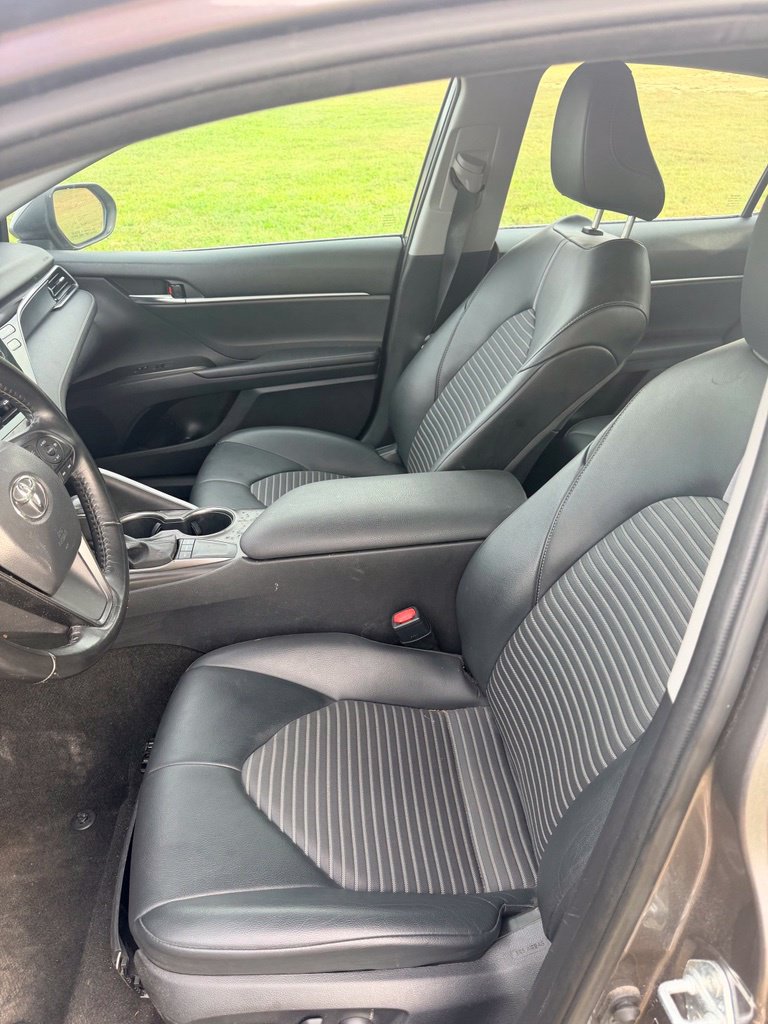 2023 Toyota Camry SE - Photo 7