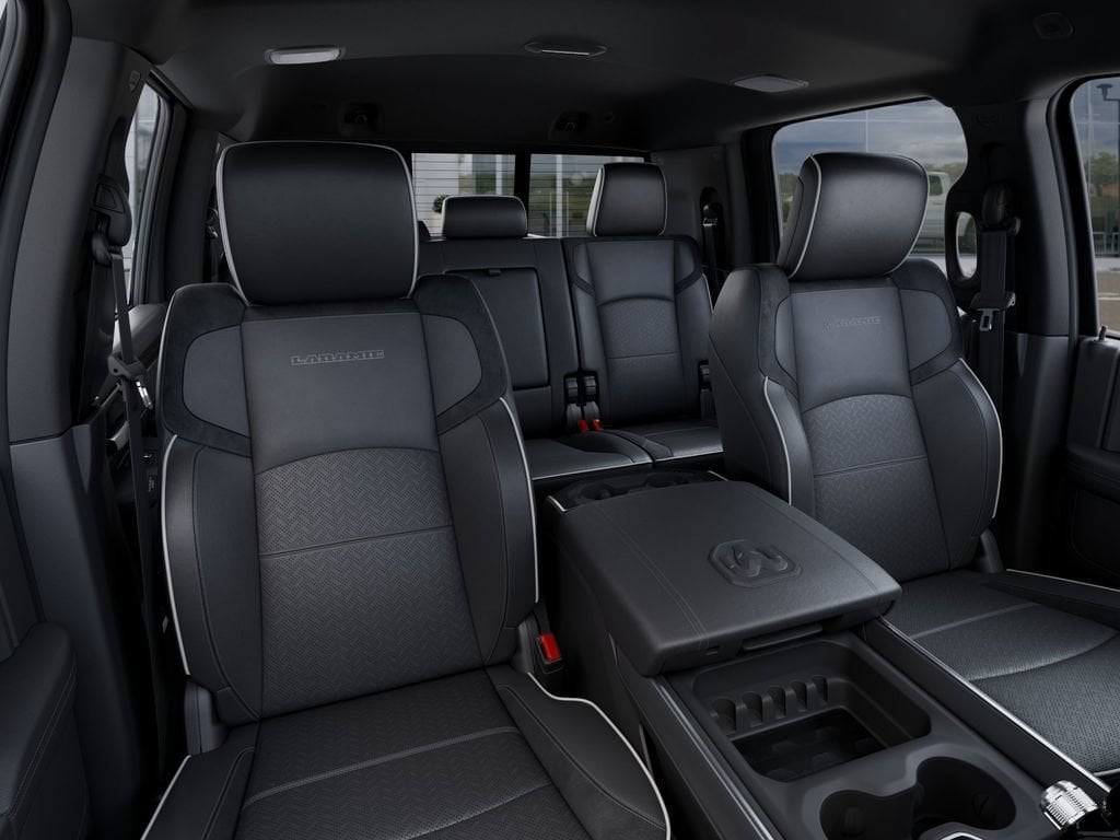 2025 RAM 2500 Laramie - Photo 16