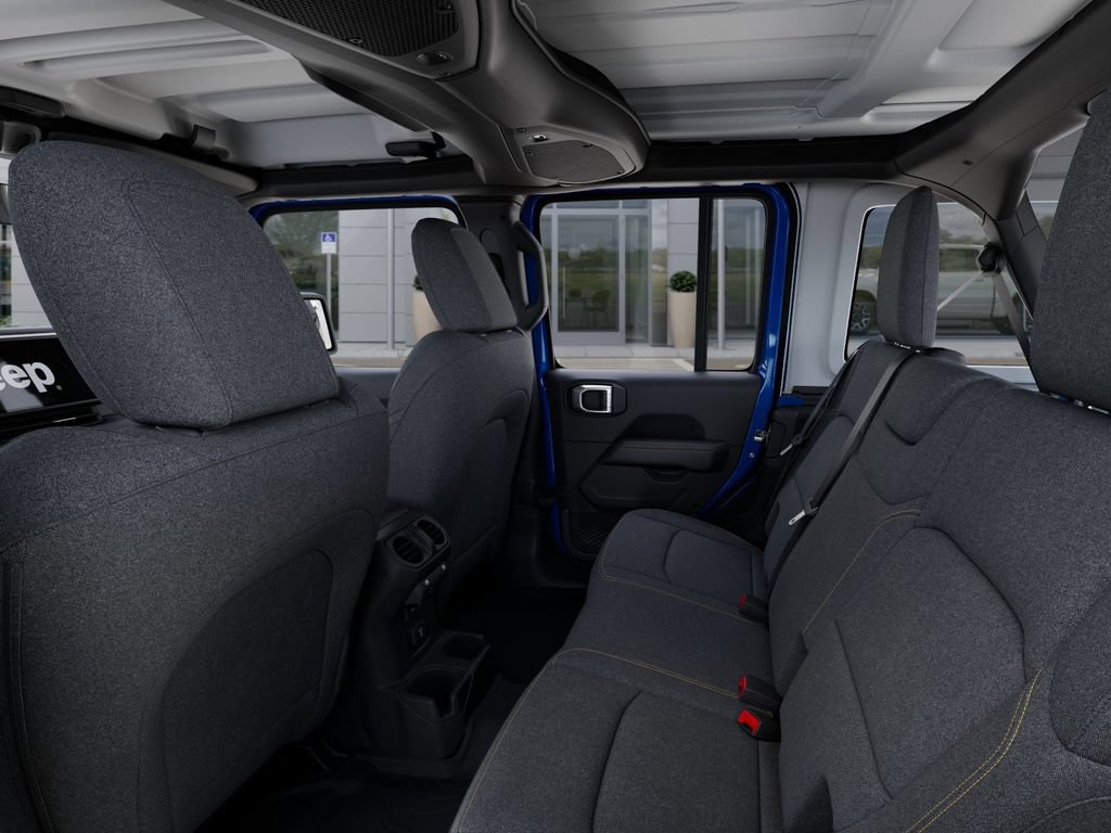 2025 Jeep Wrangler 4-Door Sahara - Photo 23